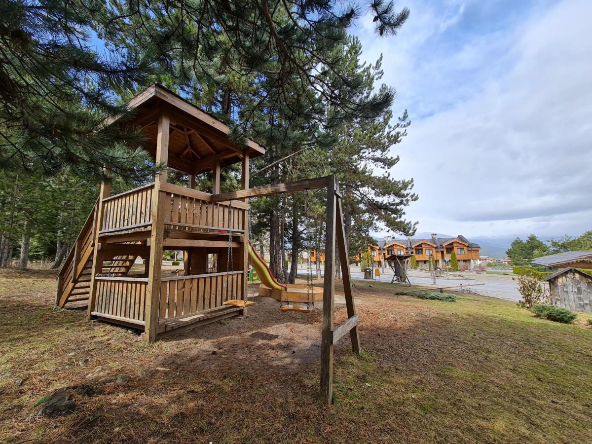 Pirin Golf Apartment Home With Private Garden Банско Экстерьер фото